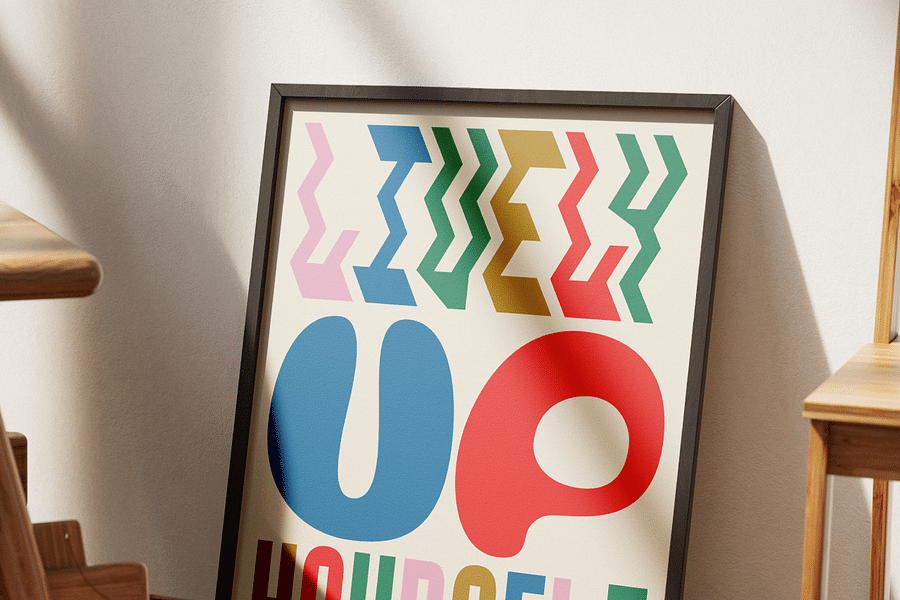 Currency Curve typeface